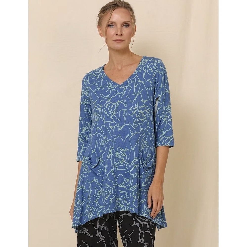 Chalet et Ceci XS Liloude Tunic Blue Green Scribble Print V-Neck Pockets Artsy